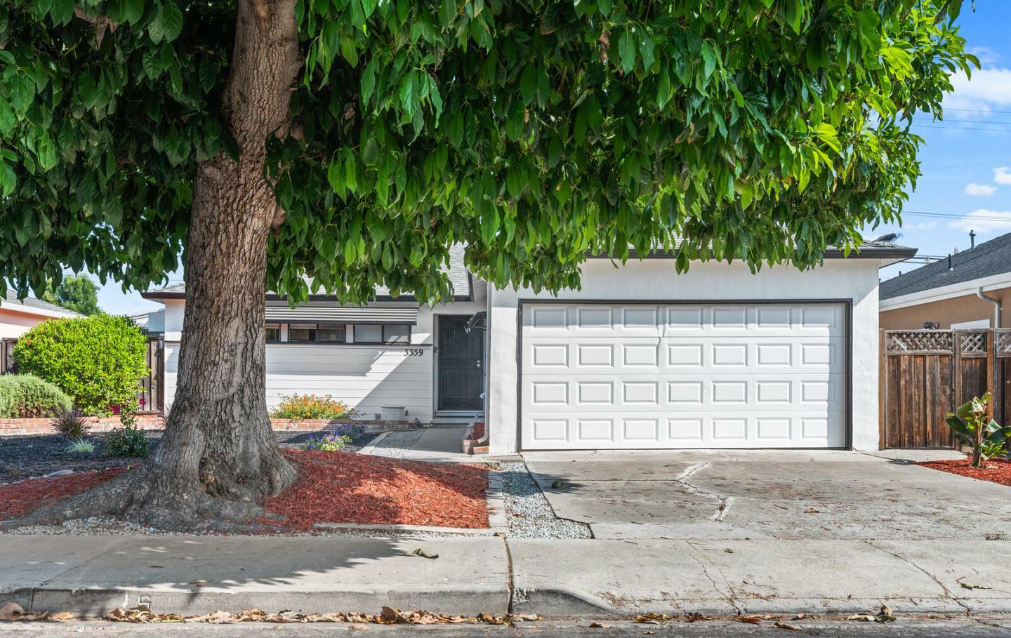 Property Photo:  3359 Victoria Avenue  CA 95051 