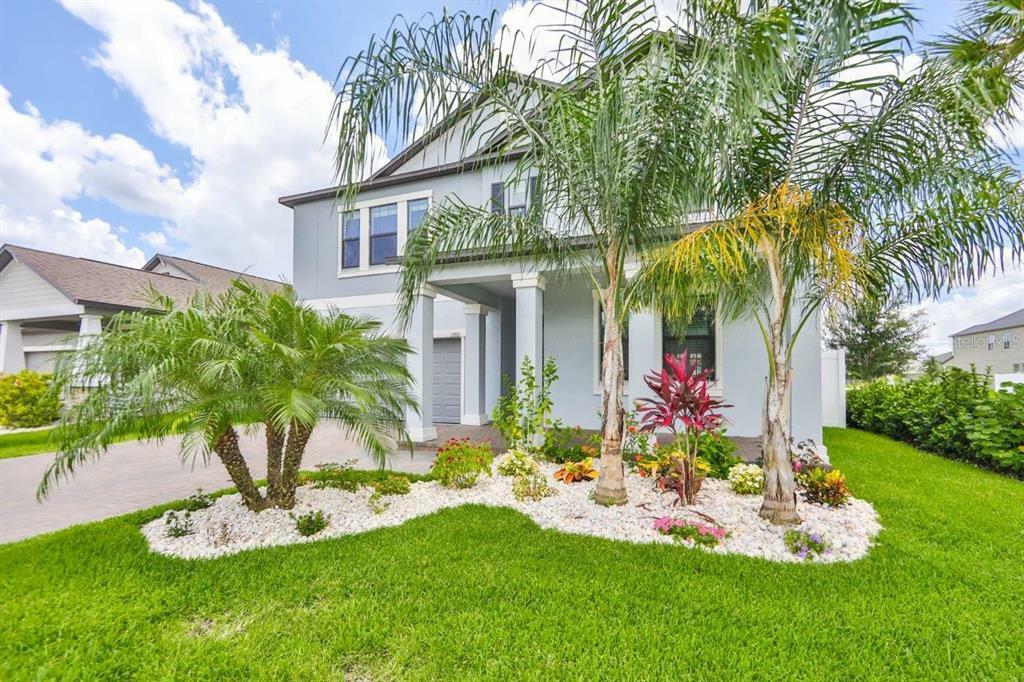 Property Photo:  13201 Haystack Court  FL 33579 