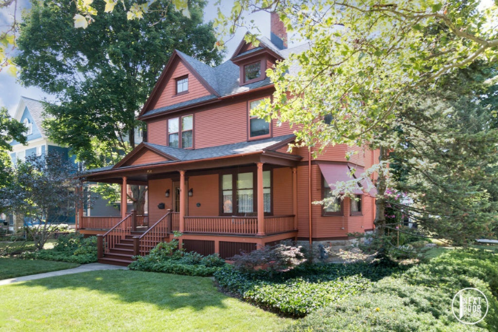 Property Photo:  102 W 13th Street  MI 49423 