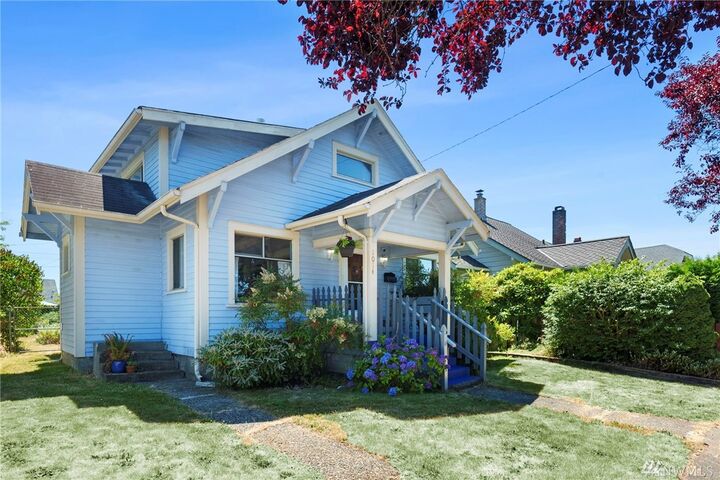 Property Photo: 1014 S 61st St WA 98408