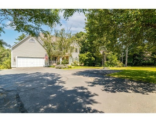 Property Photo: 62 Weldon Farm Rd MA 01969