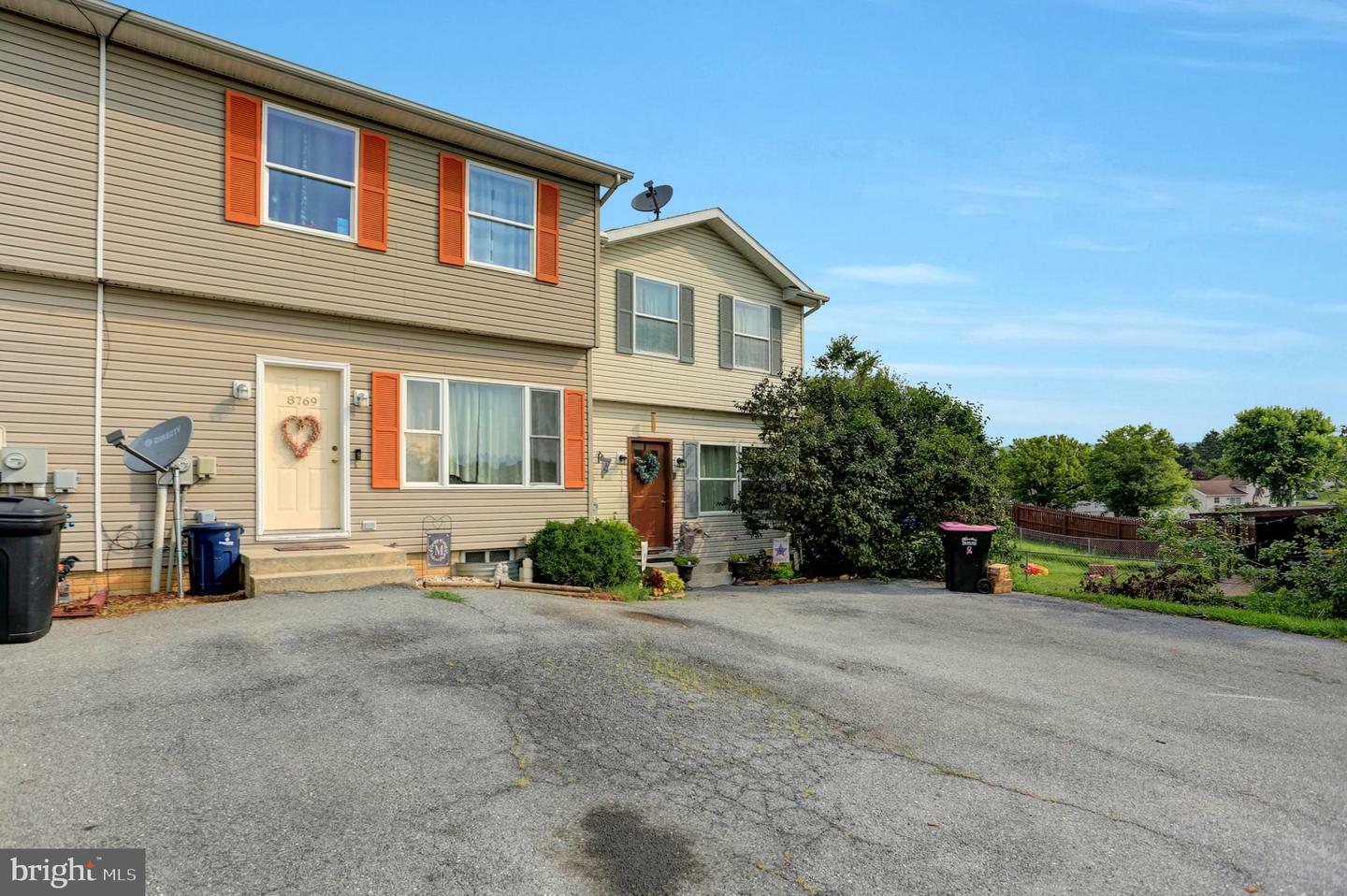 Property Photo: 8769 Kings Road PA 17268