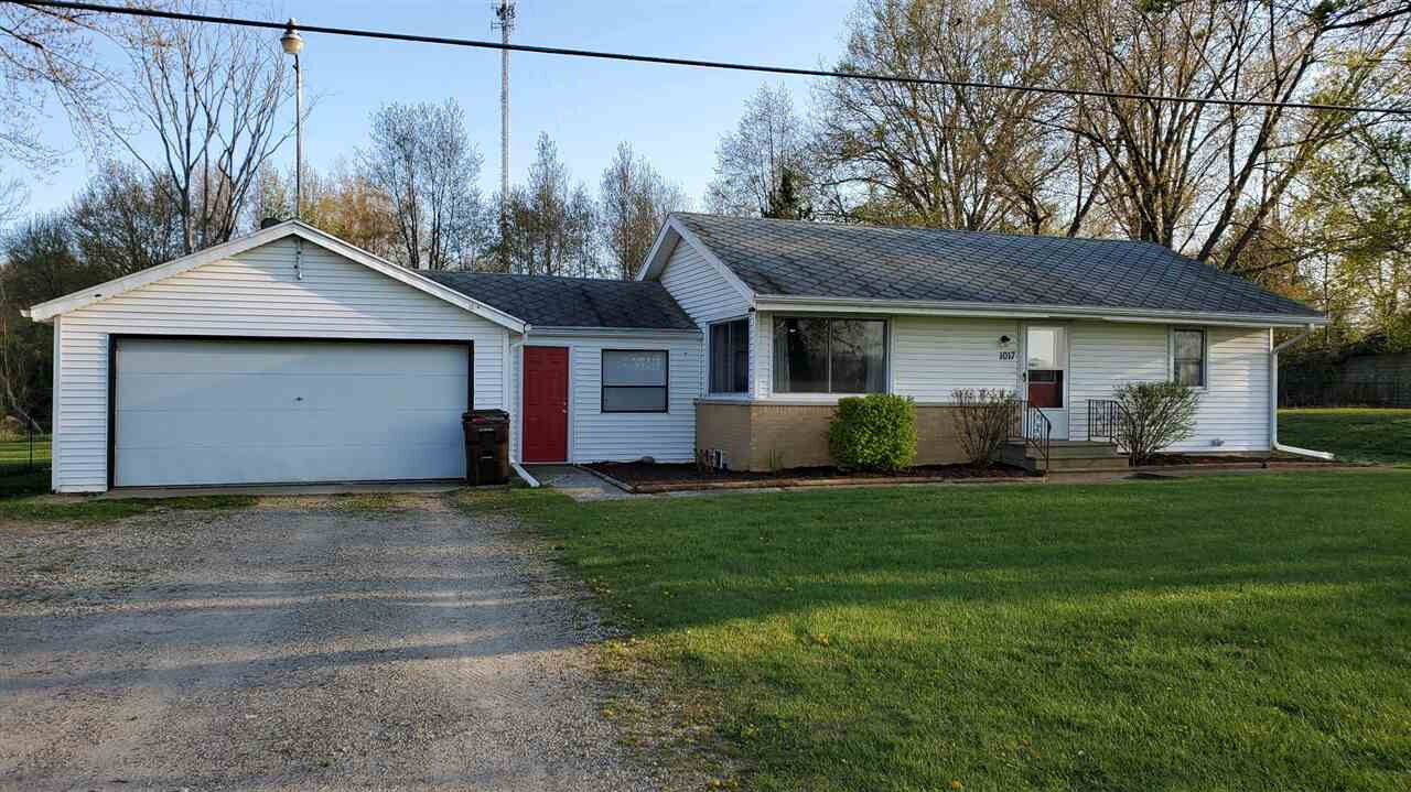 Property Photo:  1017 Henry Rd  MI  