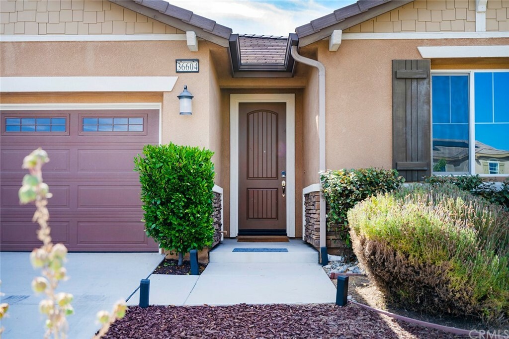 Property Photo:  36604 Summer Dain Lane  CA 92595 