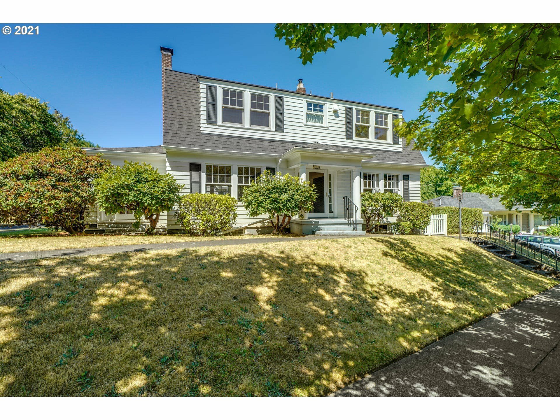 1213 NE 37th Ave  Portland OR 97232 photo