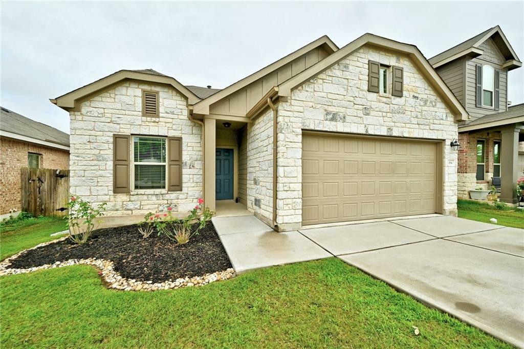 Property Photo:  184 Adoquin Trail  TX 78610 