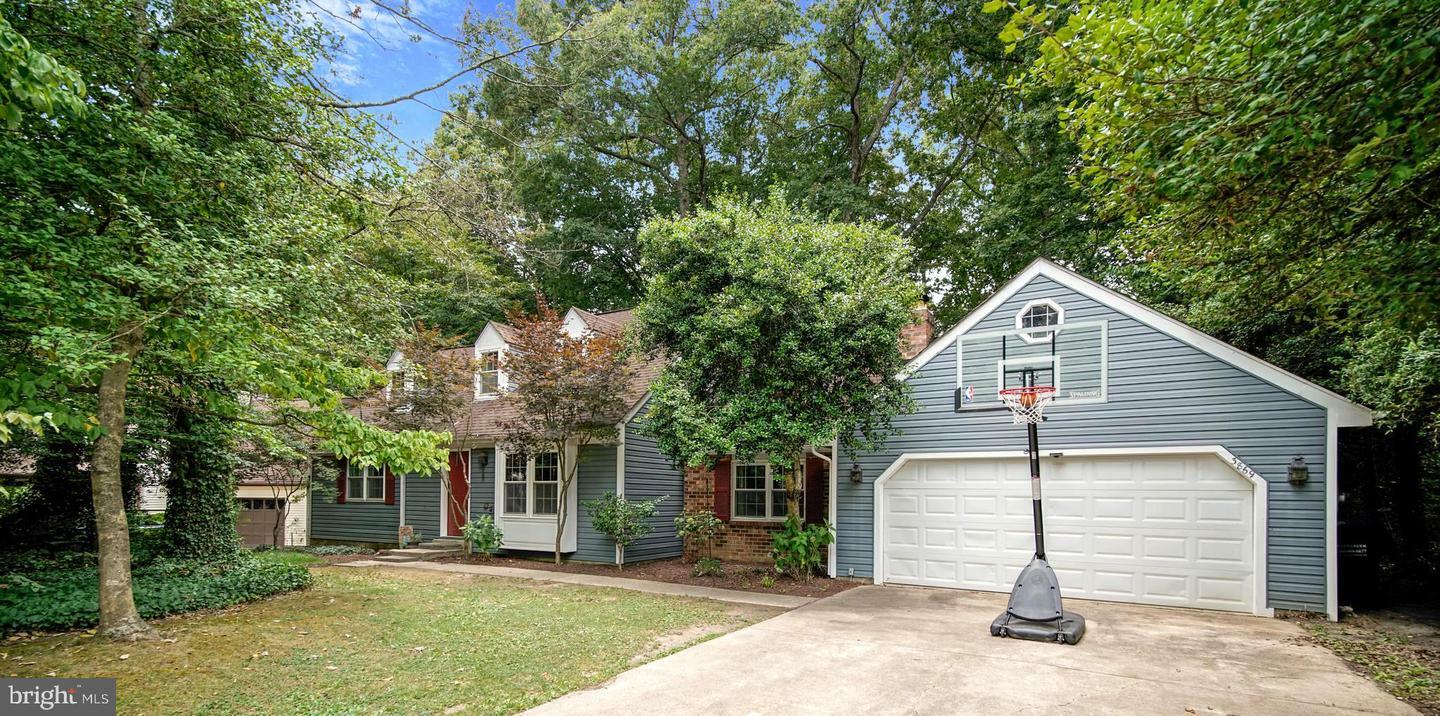 Property Photo: 3869 Pine Cone Circle MD 20602