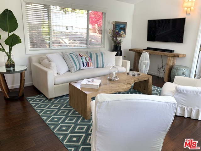 Property Photo: 28926 Boniface Dr CA 90265