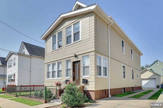 Property Photo: 220 Hayward Place NJ 07057