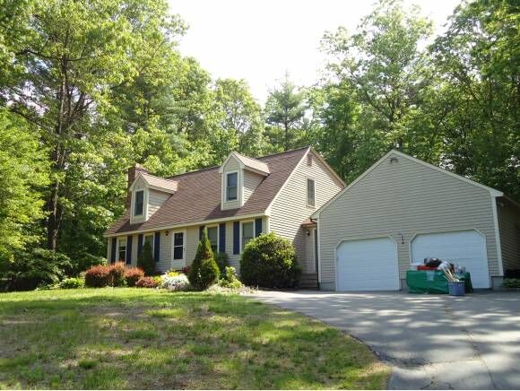 Property Photo: 5 Anthony Drive NH 03053