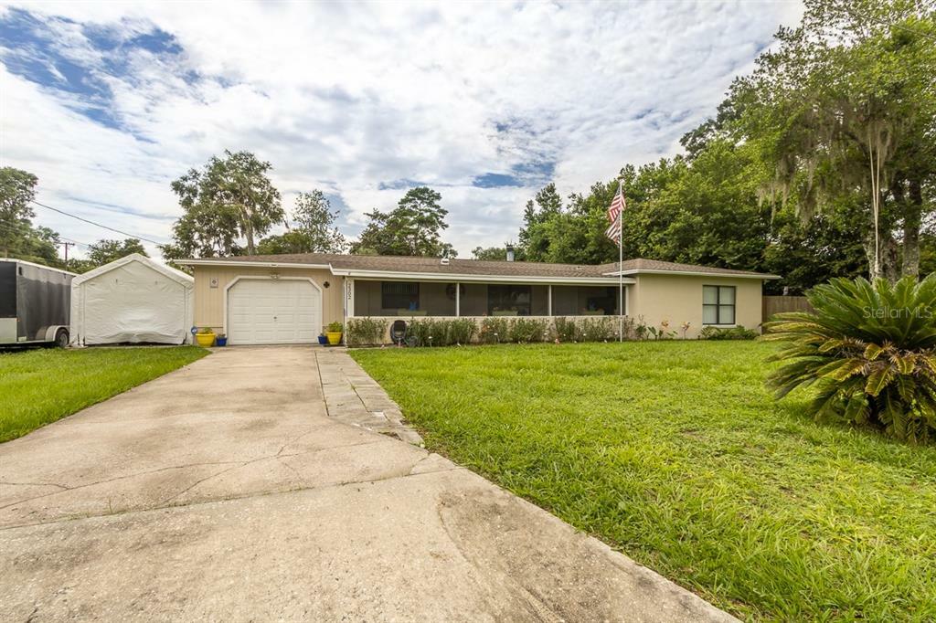 Property Photo:  2302 NW 46th Terrace  FL 32606 