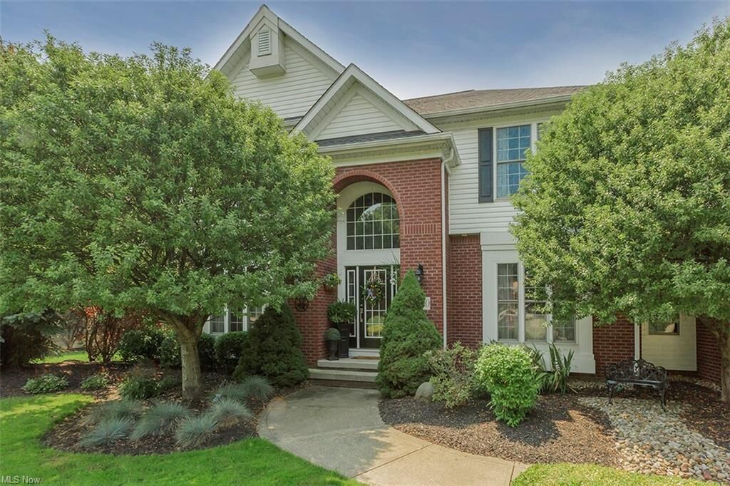 Property Photo: 5720 Birdie Lane OH 44060