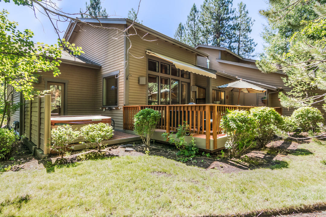 60547 Elkai Woods Drive  Bend OR 97702 photo