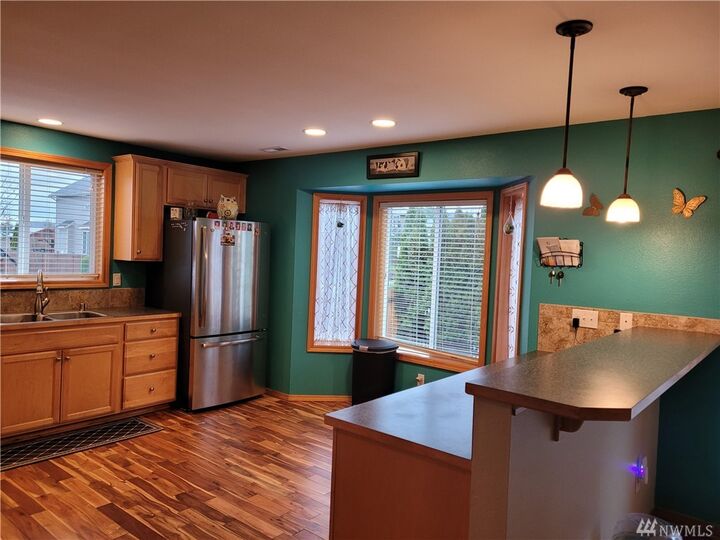 Property Photo:  7501 58th Place NE  WA 98270 