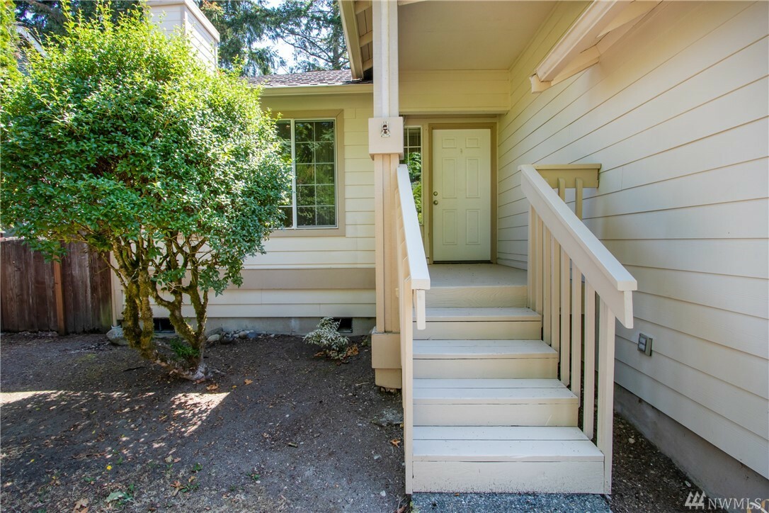 Property Photo:  22035 SE 277th St  WA 98038 