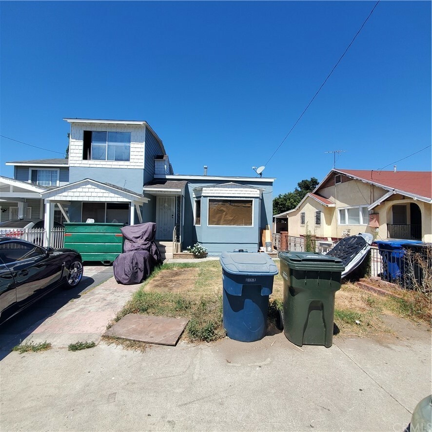 Property Photo:  15347 Oliva Avenue  CA 90723 