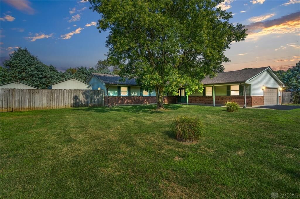 Property Photo:  3816 Greenbriar Drive  OH 45324