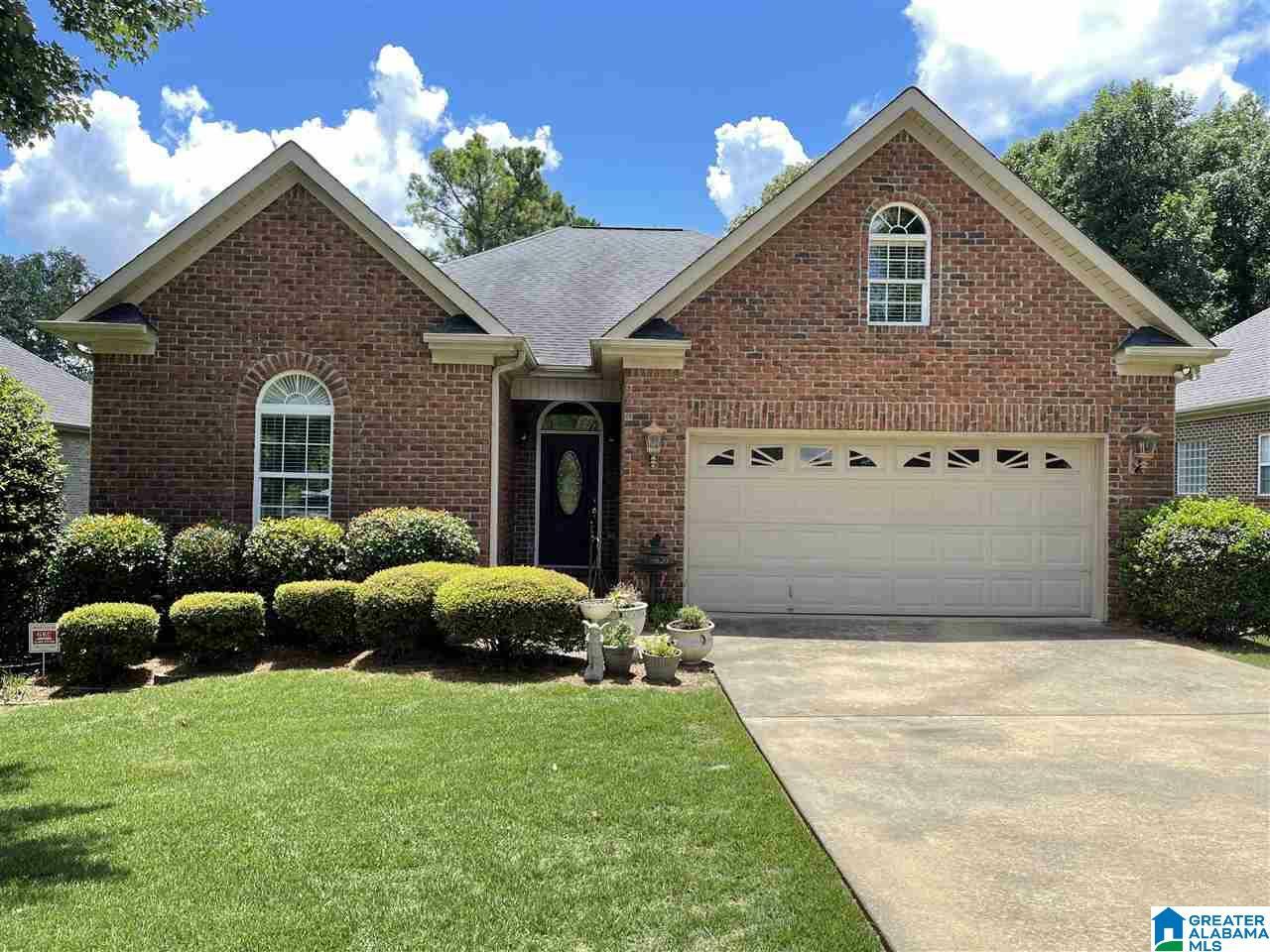 Property Photo:  1207 Eagle Pass Way  AL 36207 