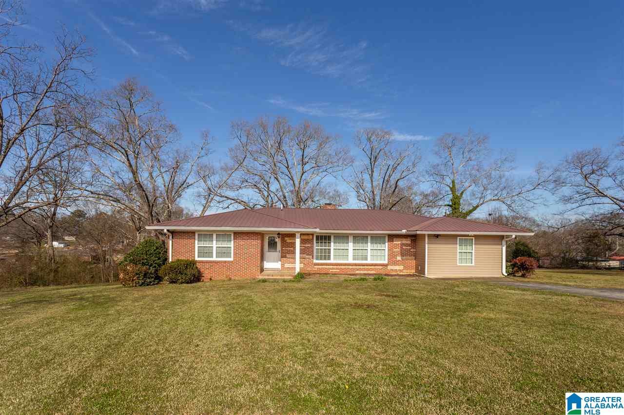 Property Photo:  909 County Line Road  AL 36203 