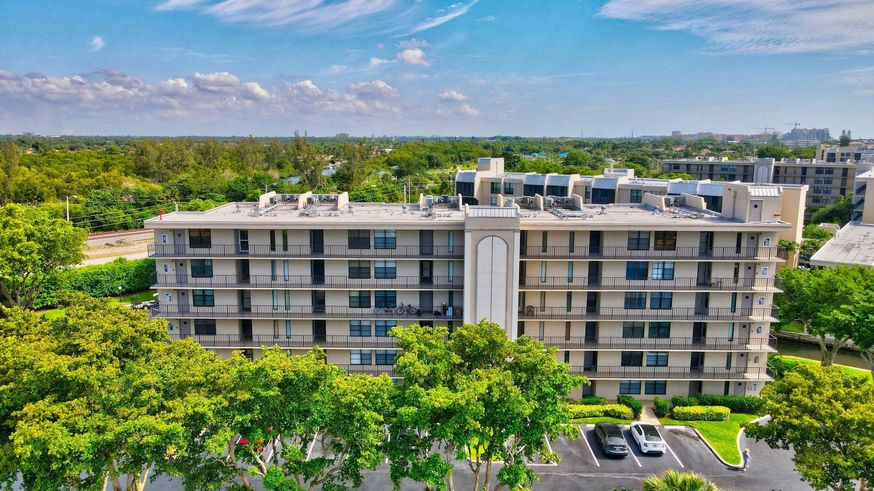 Property Photo: 21 Royal Palm Way 403 FL 33432