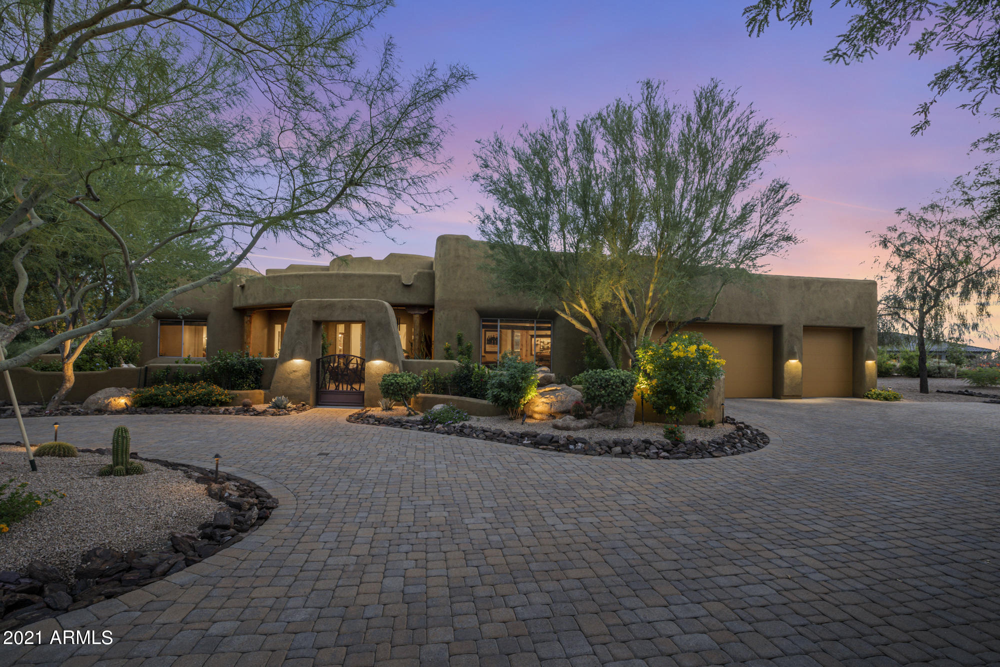 Property Photo: 8601 E Arroyo Seco Road AZ 85266