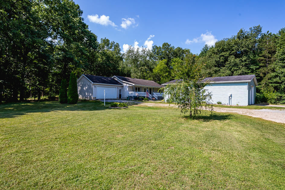 Property Photo:  2662 Gilletts Lake Road  MI 49201 