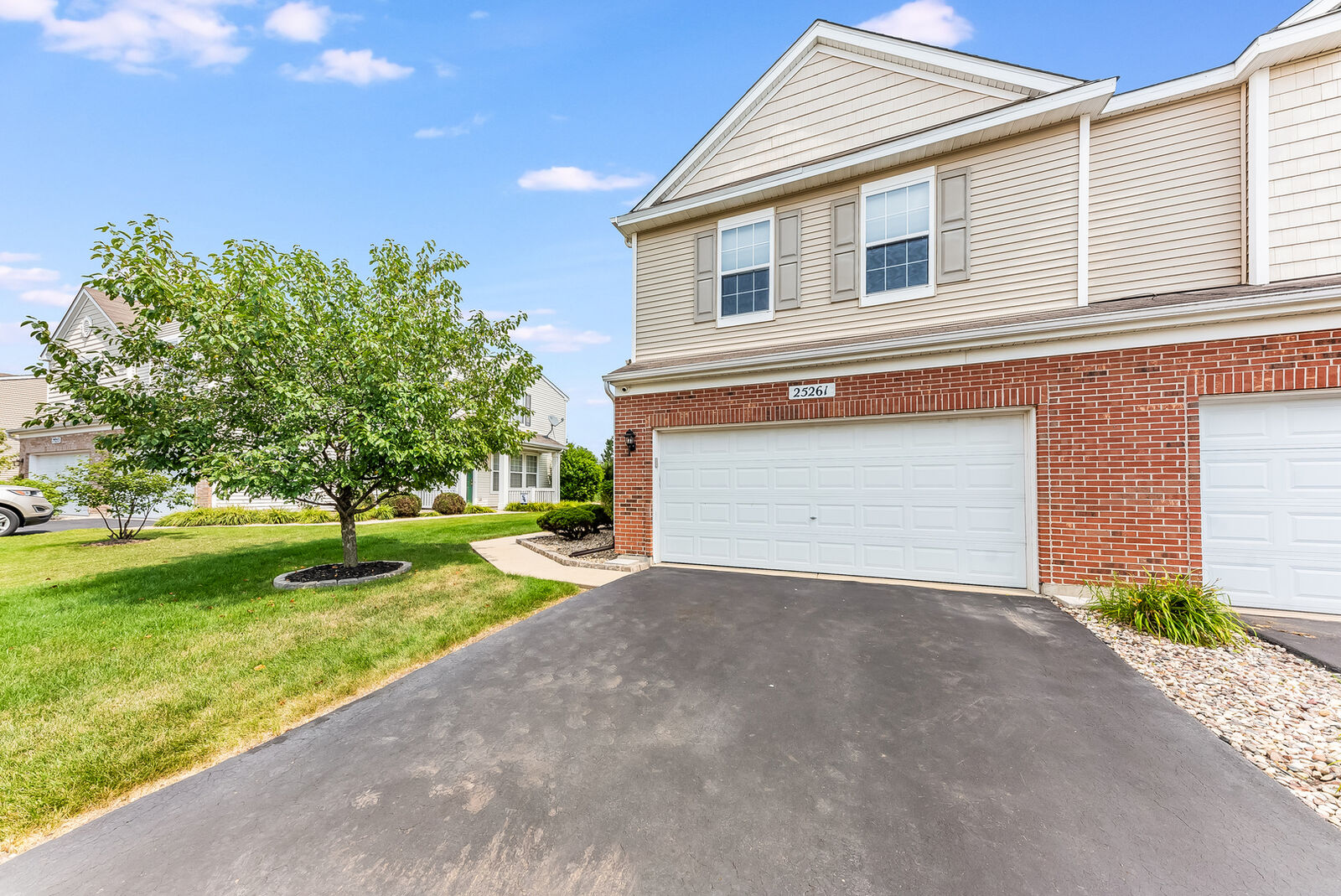 Property Photo: 25261 Colligan Street IL 60442