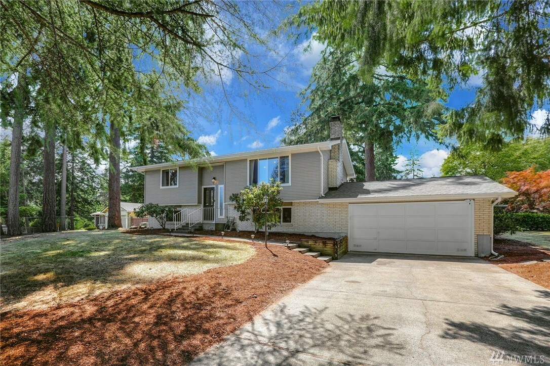 Property Photo:  5614 Academy Terrace Dr W  WA 98467 