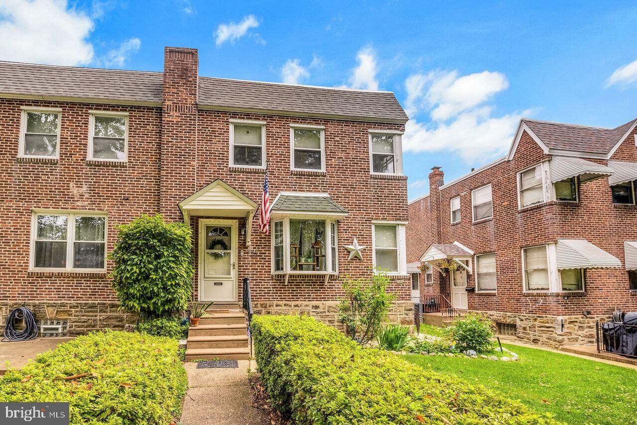 Property Photo:  725 Disston Street  PA 19111 