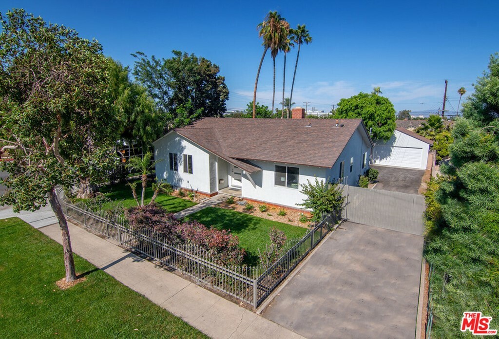 Property Photo:  11502 Gail Lane  CA 92840 