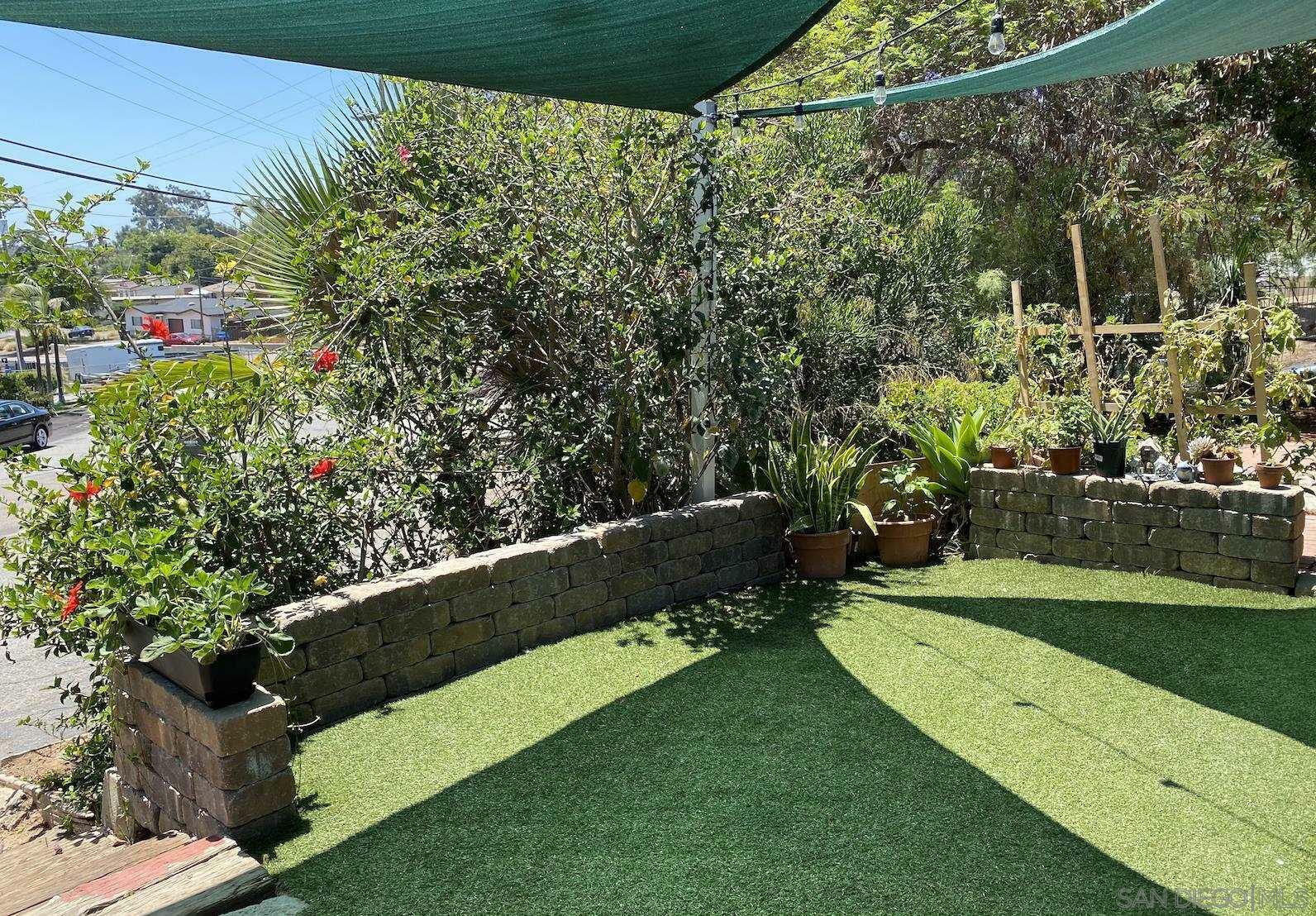 Property Photo:  828-30 Newport Dr  CA 92084 