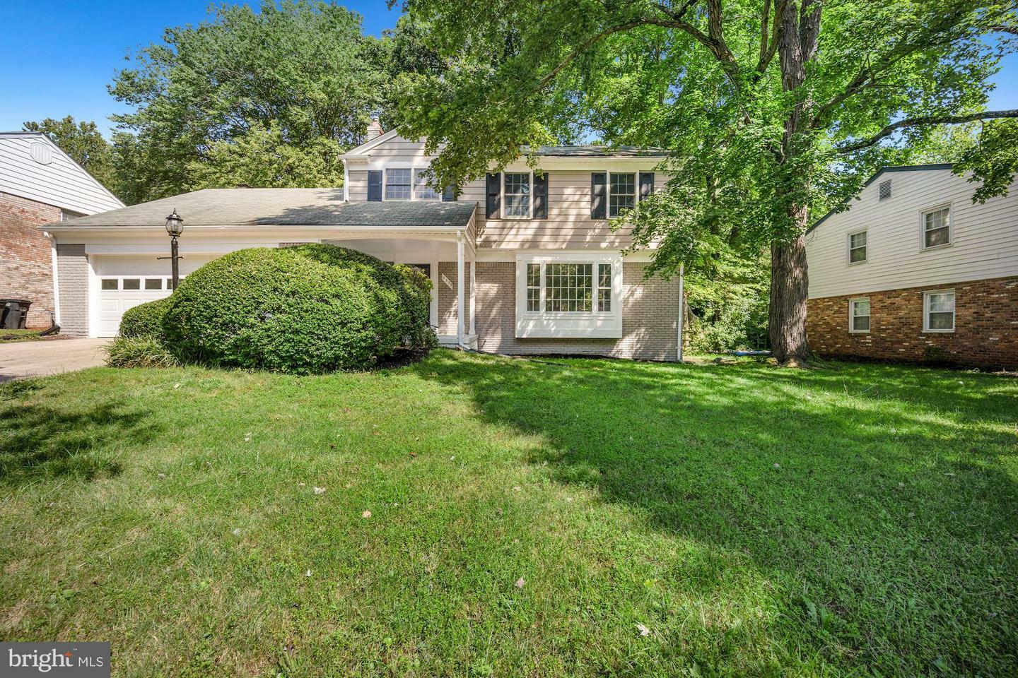 Property Photo:  8309 Grandhaven Avenue  MD 20772 