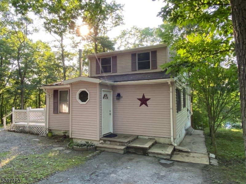Property Photo:  24 Alexandria Ave  NJ 07849 