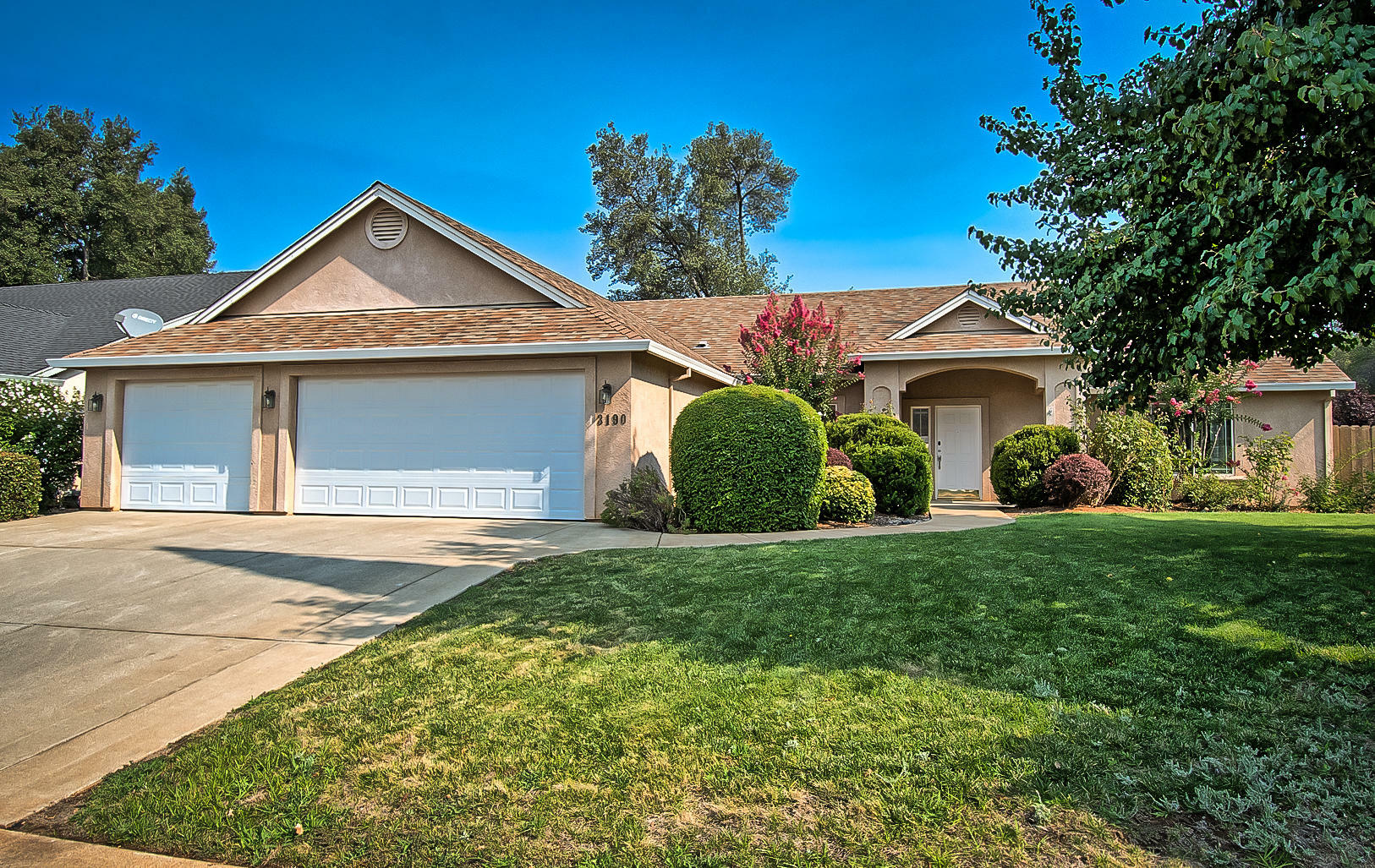 3190 Henrys Fork Drive  Redding CA 96002 photo