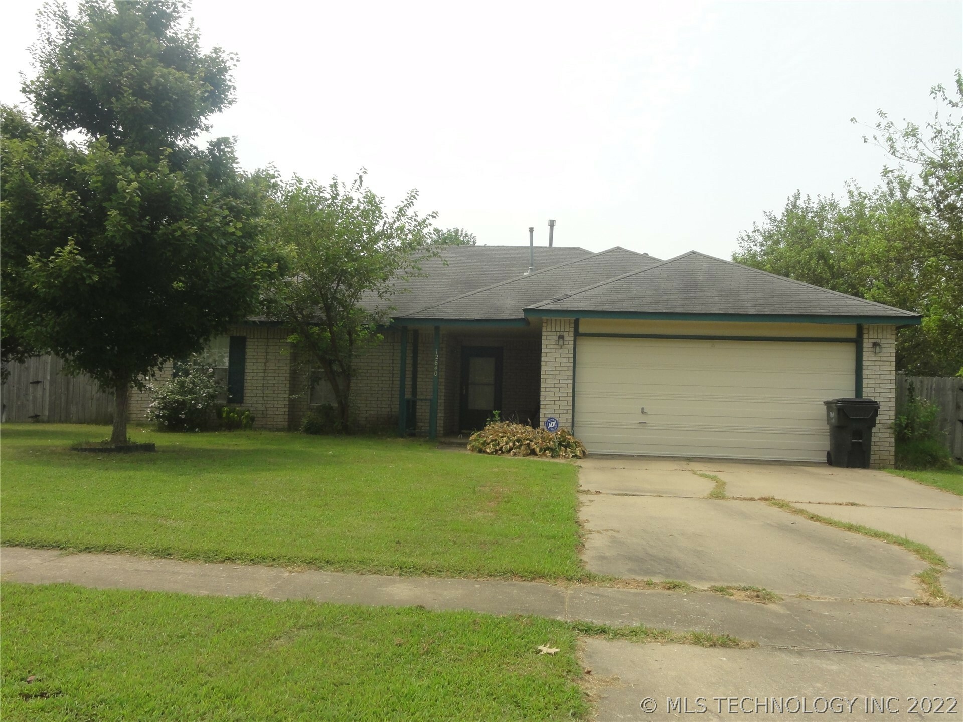 Property Photo:  12640 N 131st Avenue  OK 74021 