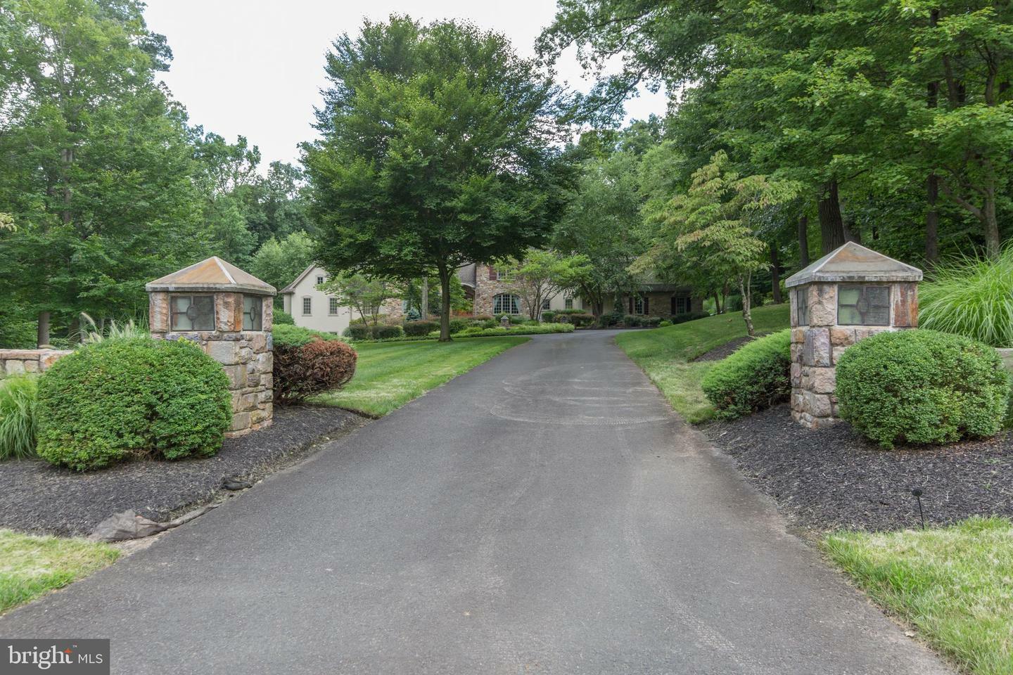 Property Photo:  22 Great Hills Road  PA 18938 