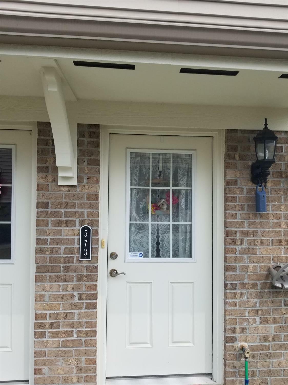 Property Photo: 573 Heritage Square OH 45030