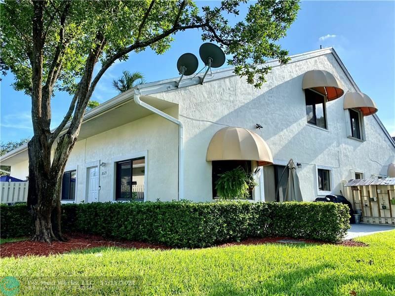 Property Photo:  10125 NW 33rd St  FL 33351 