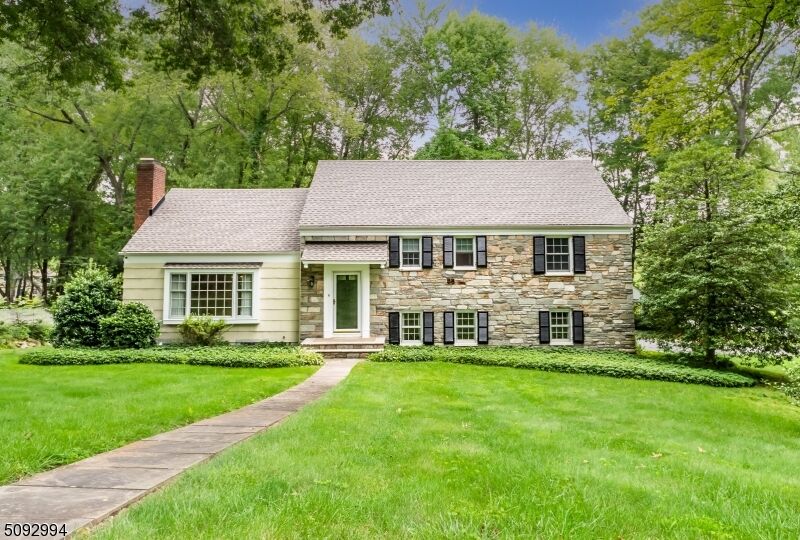 Property Photo: 28 Chimney Ridge Dr NJ 07960