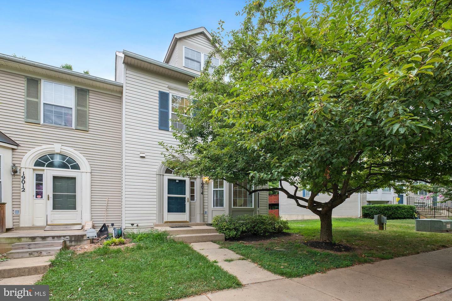 Property Photo: 19014 Sawyer Terrace MD 20874
