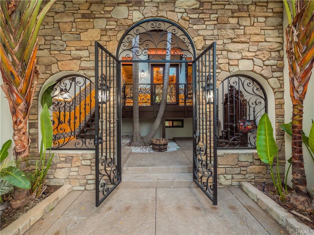 Property Photo: 779 Harwood Court CA 91773