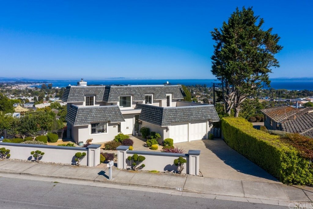 Property Photo: 206 Alta Vista Drive CA 95060