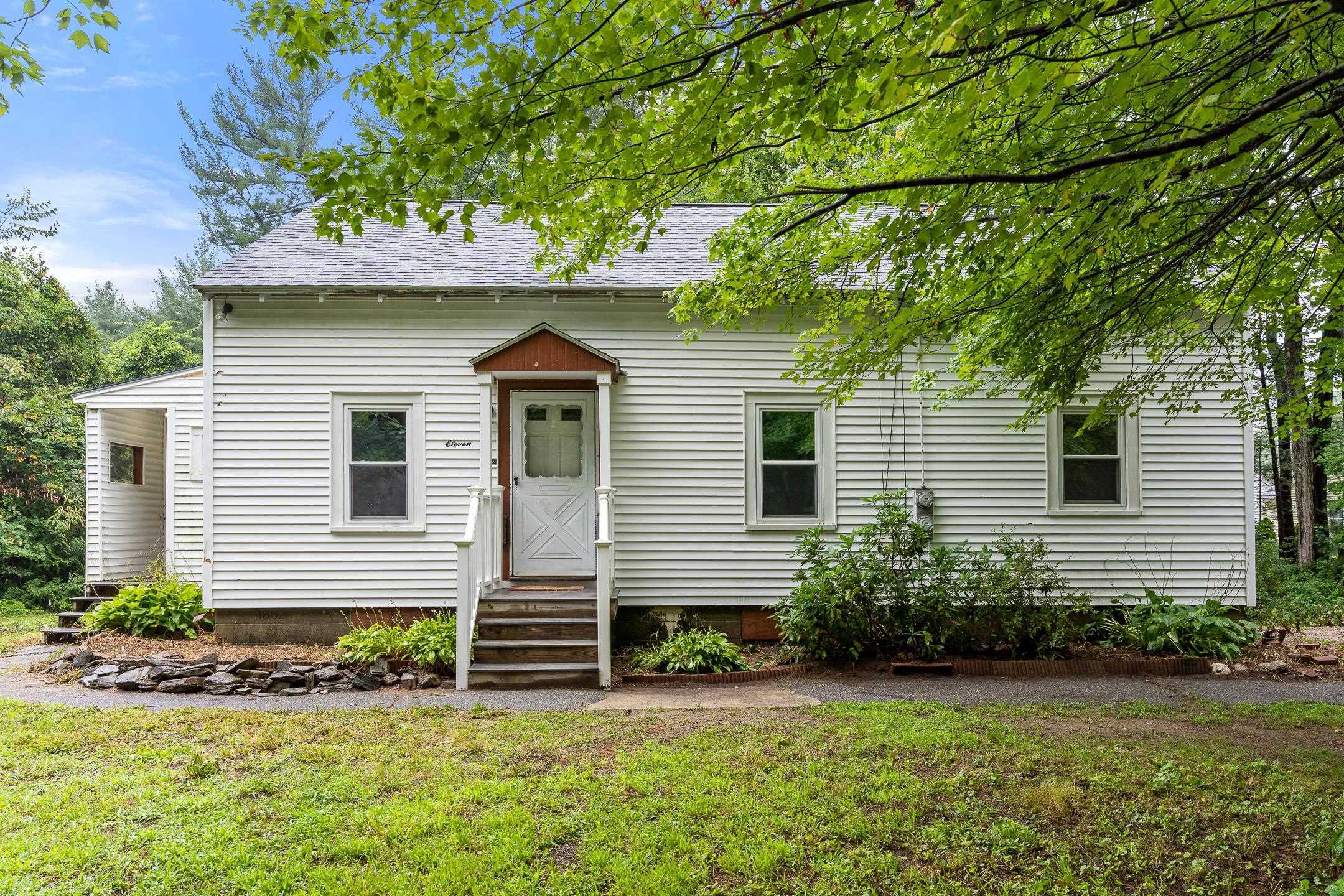 Property Photo:  11 Derry Lane  NH 03051 