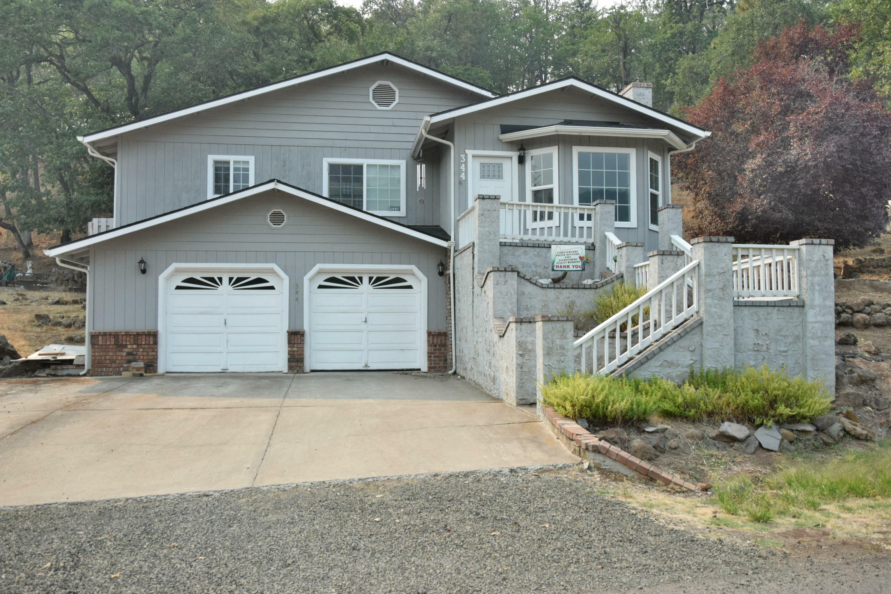 Property Photo:  344 Rene Drive  OR 97539 