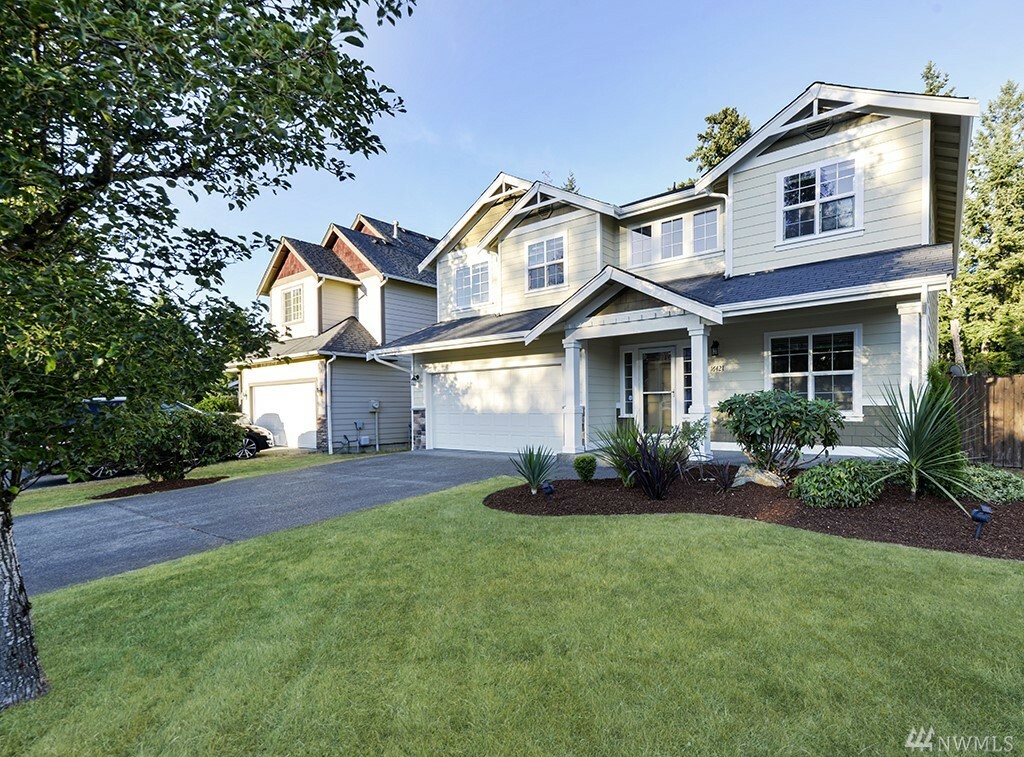 Property Photo: 16421 129th Av Ct E WA 98374