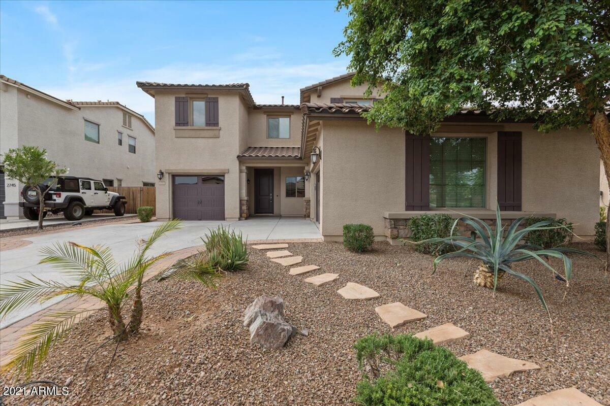 Property Photo: 2737 E Lodgepole Drive AZ 85298