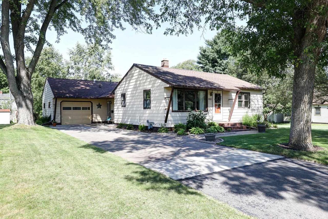 Property Photo: 1306 South 13th Avenue WI 54401