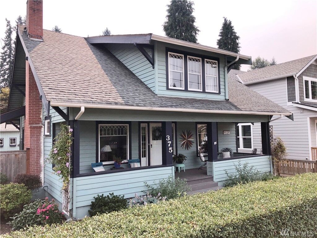 Property Photo: 375 SE Bush St WA 98027