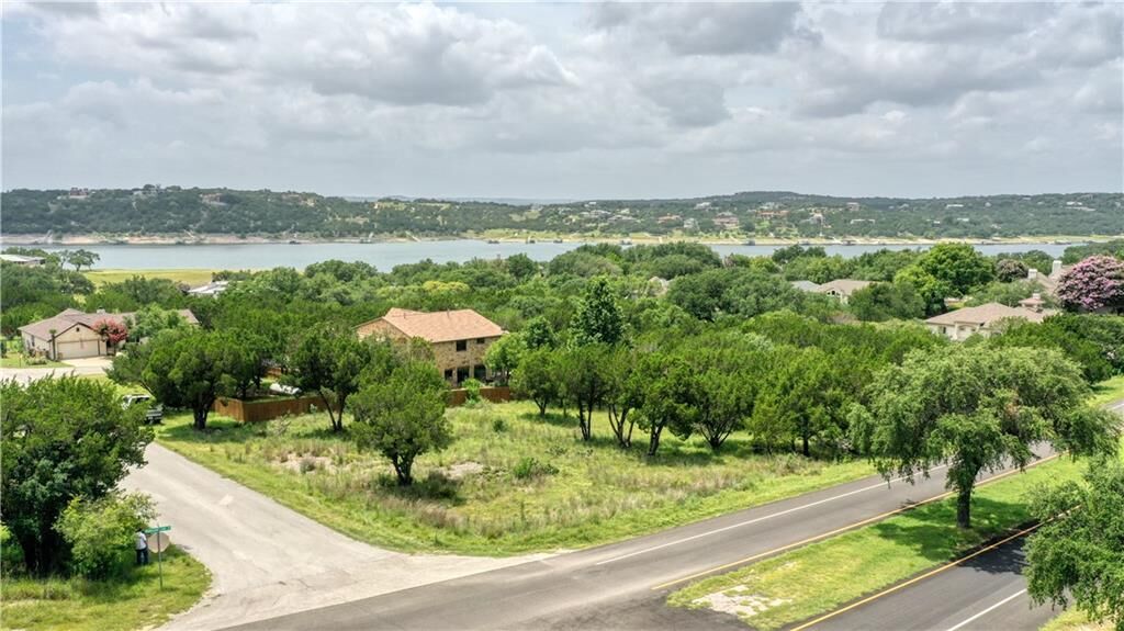 Property Photo: 20639 Highland Lake Loop TX 78645