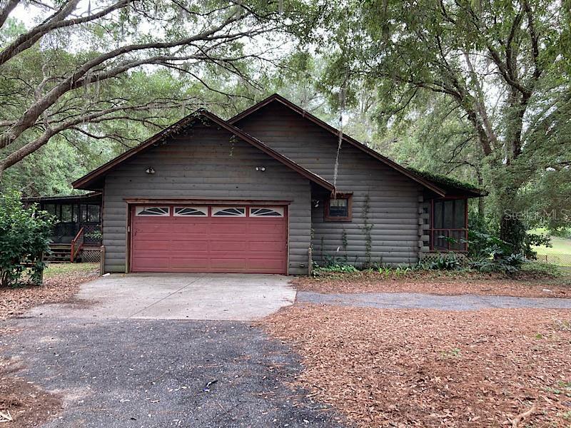 Property Photo:  17485 SE Highway 450  FL 32784 